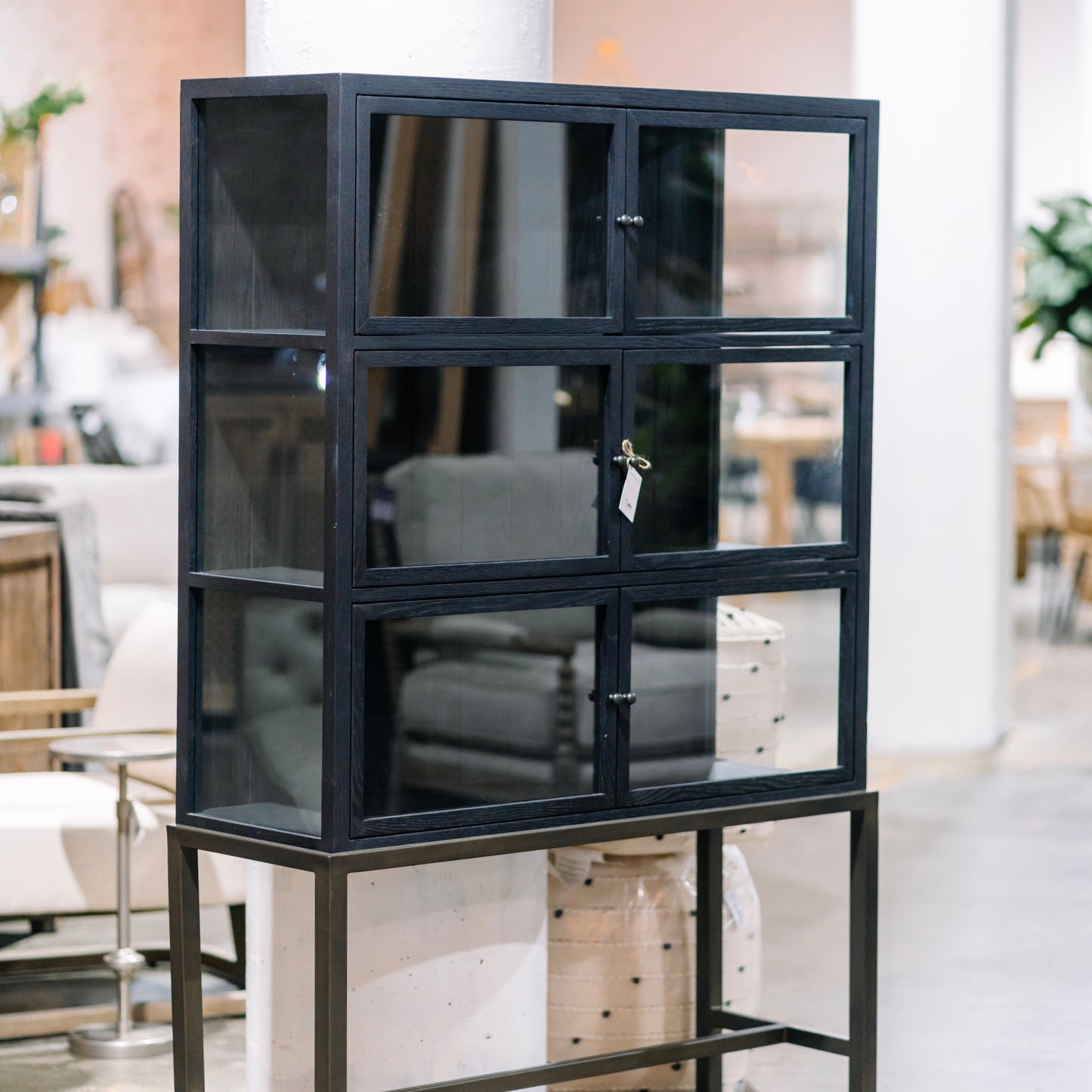 Bookcases & Cabinets